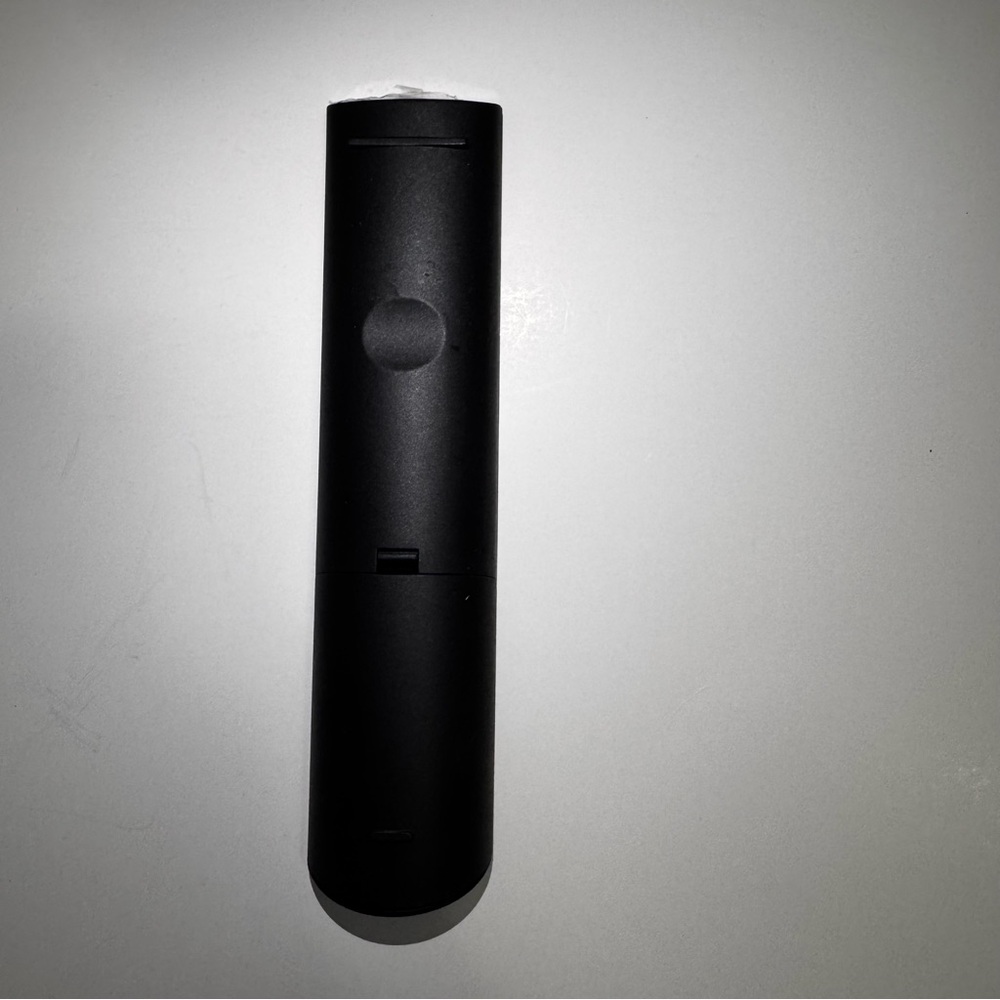 Element Black Remote Control - Picture 4 of 4